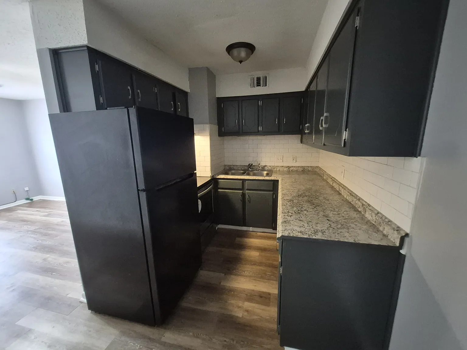 1 bed, 534 sqft, $850 — Photo 2