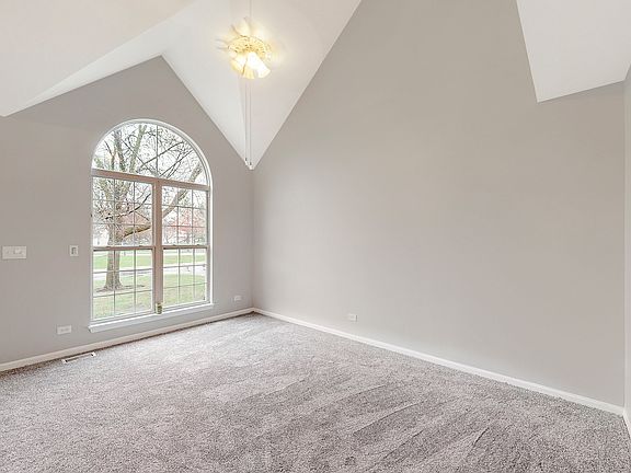 3rd image of 6807 W Wellsley Ct