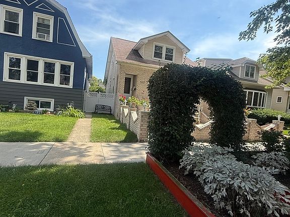 2nd image of 5117 N Kolmar Ave