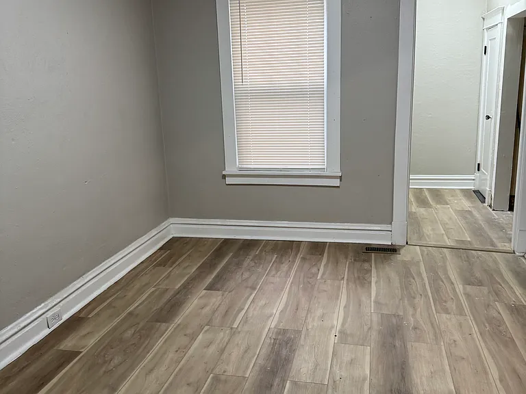 4015 Oakwood Ave — Photo 25