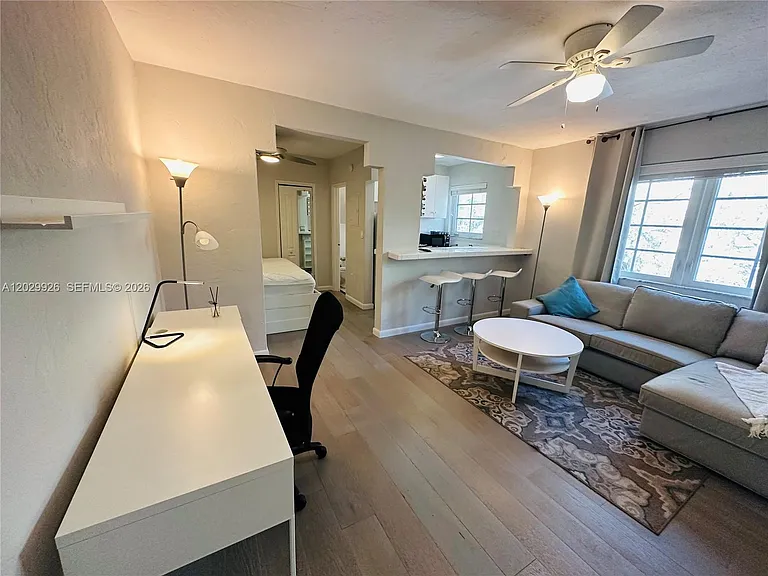 260 Euclid Ave #27 — Photo 4