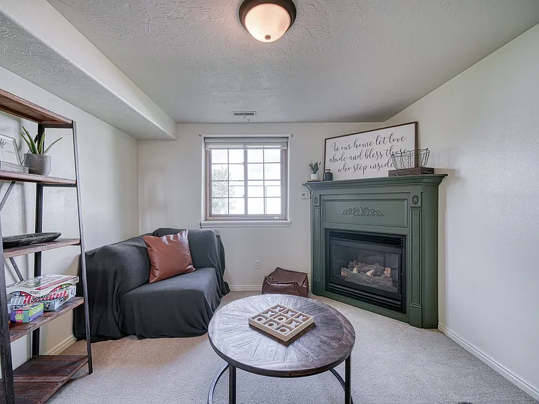 741 Clarence Ct — Photo 41