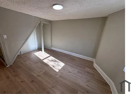 1636 E State St — Photo 5