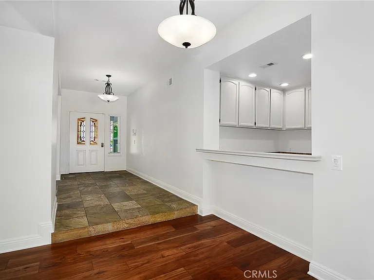 9618 Kentland Ave — Photo 4