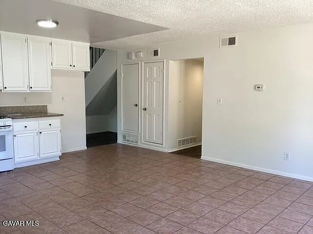 44745 Christie Ave #44745 — Photo 12