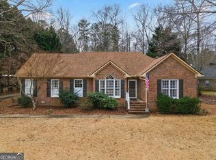 471 Chesterfield Rd, Bogart, GA 30622