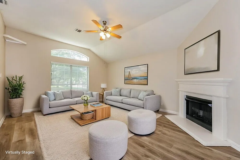 3 bed, 2.0 bath, 2012 sqft, $2,585 — Photo 3
