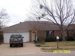 6405 Kelly Elliott Rd, Arlington, TX 76001