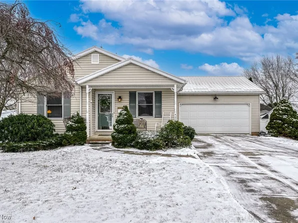 420 26th St NW, Massillon, OH 44647