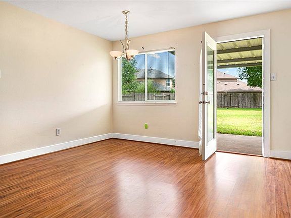 4th image of 7343 Leightonfield Ct