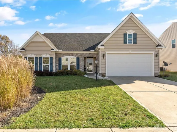 7409 Ballauer Pl, Huber Heights, OH 45424