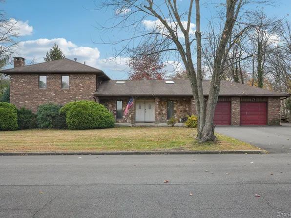 24 Brenda Lane, Bardonia, NY 10954