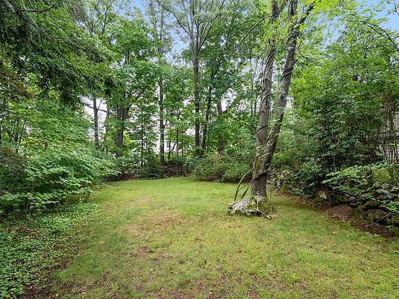 5th image of 7 Park Cir