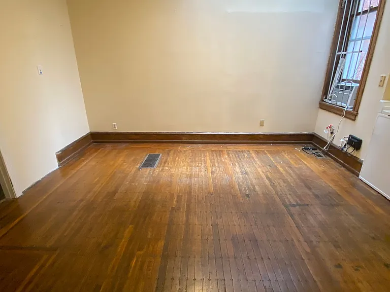428 N 34th St #1 — Photo 13