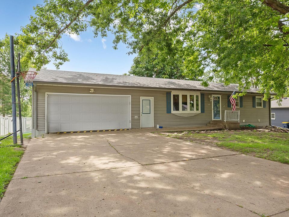 1st image of 1401 Summer Ln