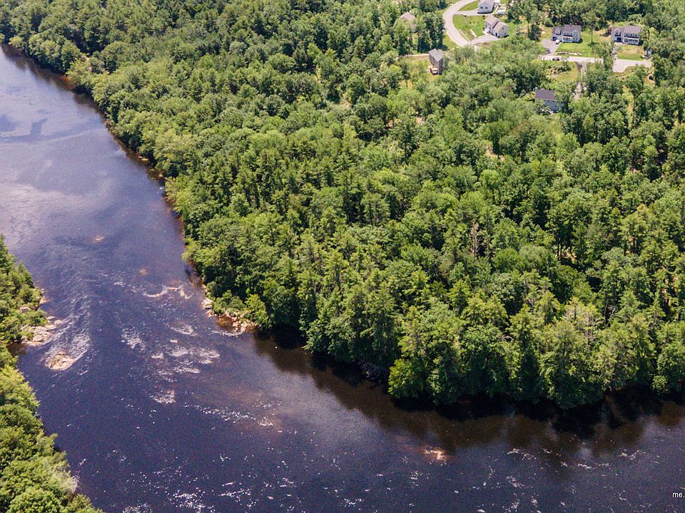 2nd image of 22 Whitewater Dr