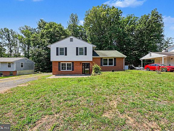 2nd image of 17 Willow Ln
