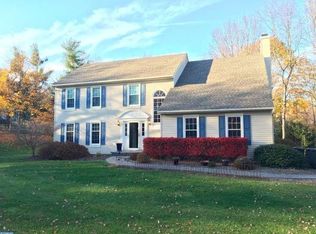 1 Ashlea Dr, Glenmoore, PA 19343