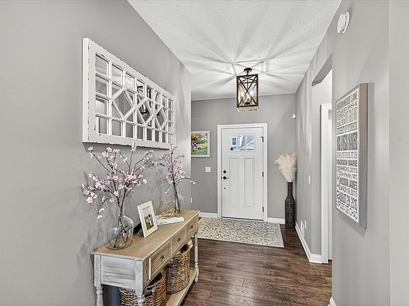 4th image of 8361 Arrowwood Ln N