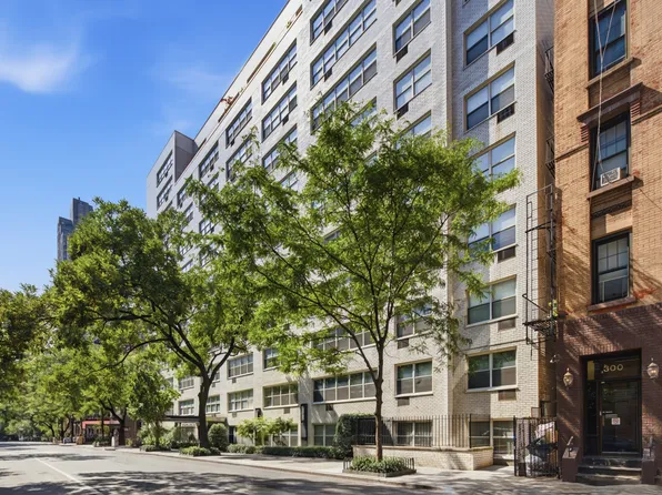 310 East 70th Street image 1 of 13