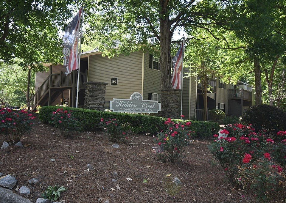 2nd image of 126B Windtree Ct
