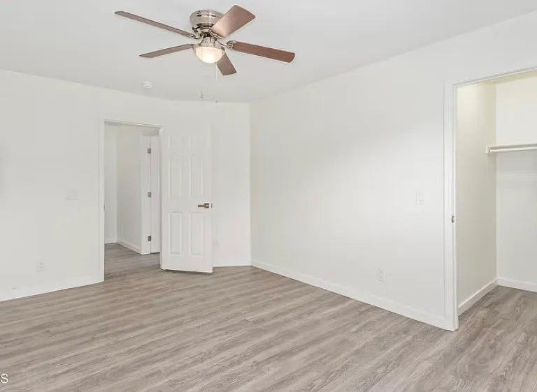 9329 W Highland Ave — Photo 4