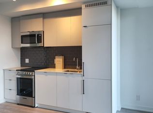 285 Dufferin St #304, Toronto, ON M6K 1Z7