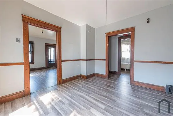 2 bed, $750 — Photo 2