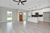 309 Gans St #B — Photo 6