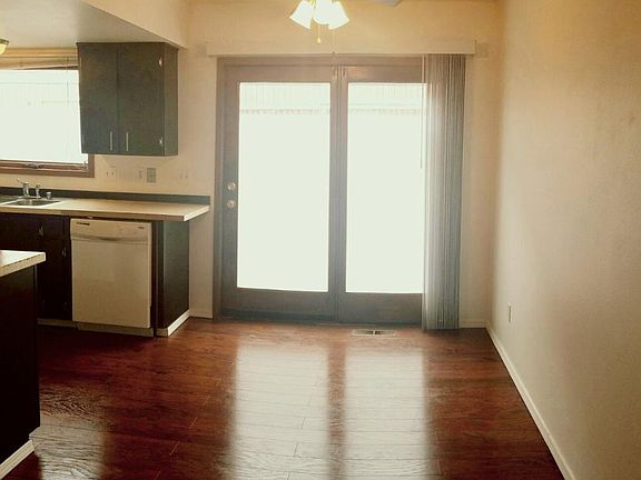 New floors and large window for natural lighting. 