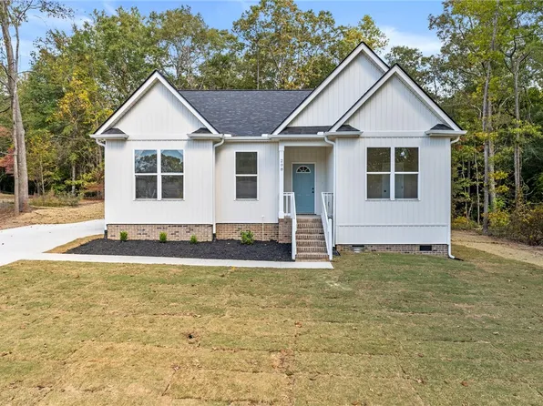 208 Dacus Dr, Williamston, SC 29697