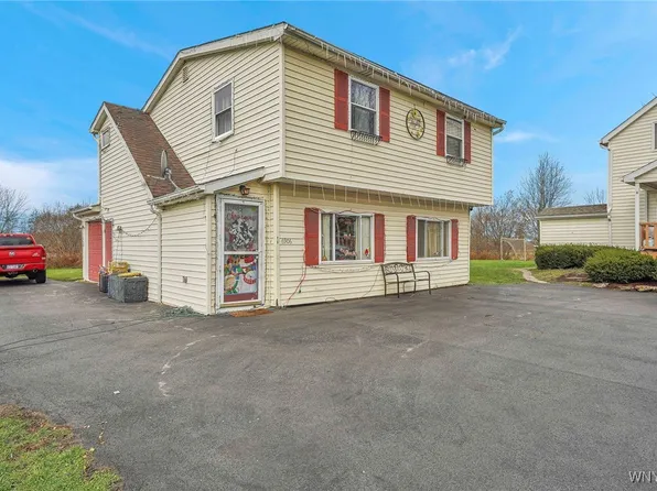 6906 Shawnee Rd, North Tonawanda, NY 14120