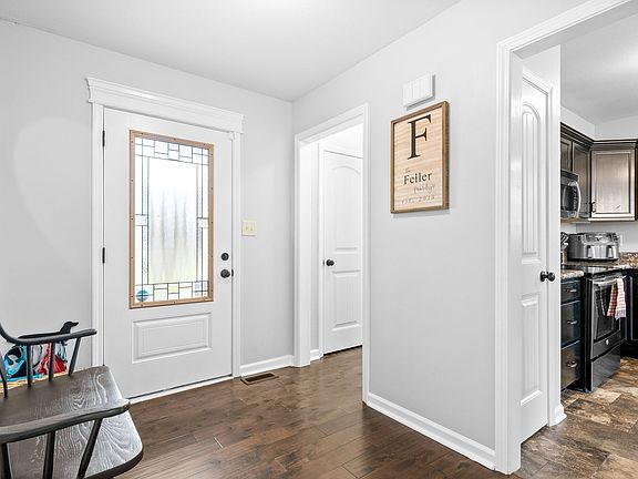 2nd image of 691 Crestone Ct