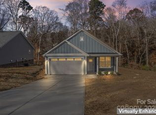1216 Waterford Dr, Lincolnton, NC 28092
