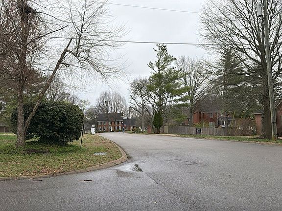 4th image of 111 Longboat Ct