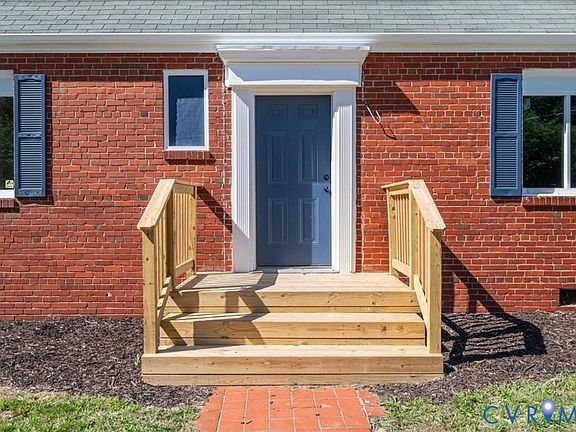 2nd image of 2115 Newbourne St