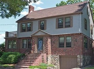 87 Cutter Hill Rd, Arlington, MA 02474