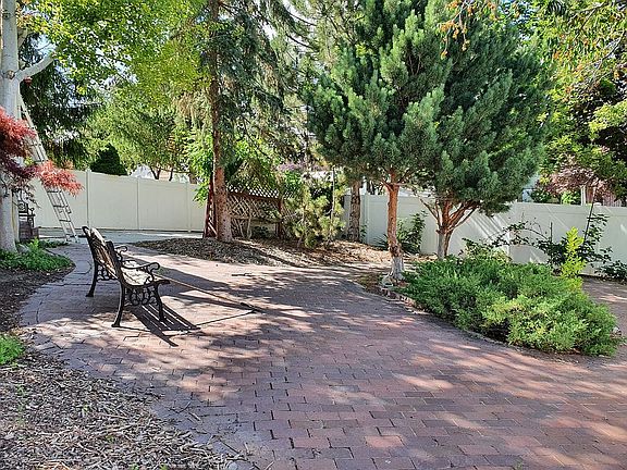 5th image of 9149 S Harkness Dr