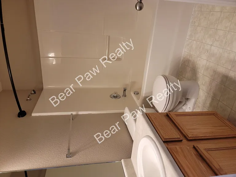 202 Country West Rd #C — Photo 12