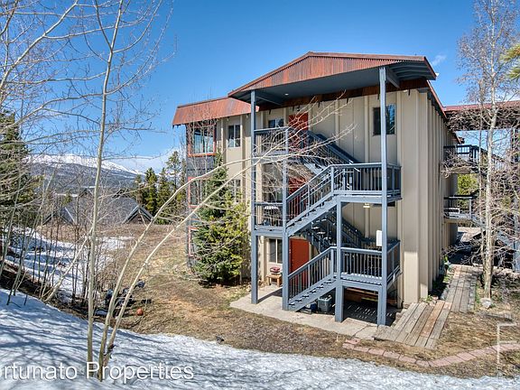 2nd image of 303 Overlook Dr #D-4c