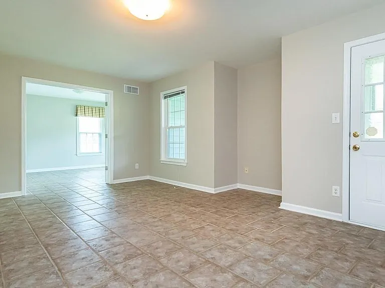 225 Heritage Lake Dr — Photo 74