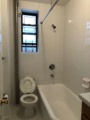 Rented by New Age Realty Group | media 5