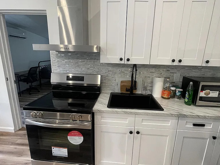 155 Grantwood Dr #2 — Photo 10