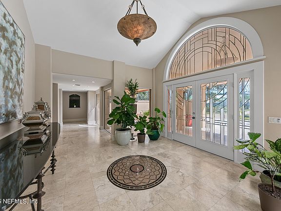 4th image of 149 TWELVE OAKS Lane