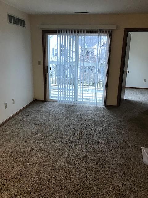 1st image of 25-W24011 River Park Dr