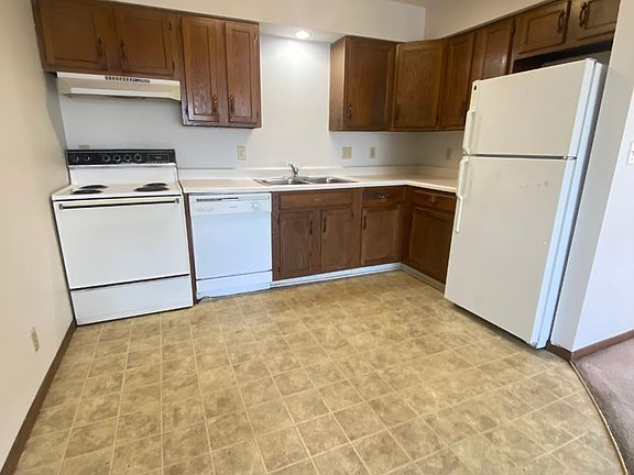3rd image of 521 N 25th St #18