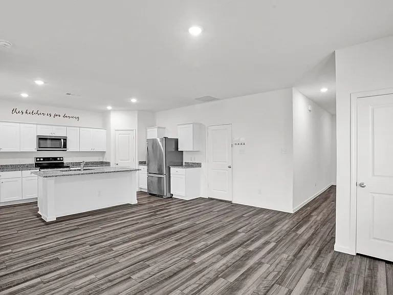 2117 Hamilton St — Photo 20
