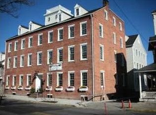 125 E Main St, Lititz, PA 17543