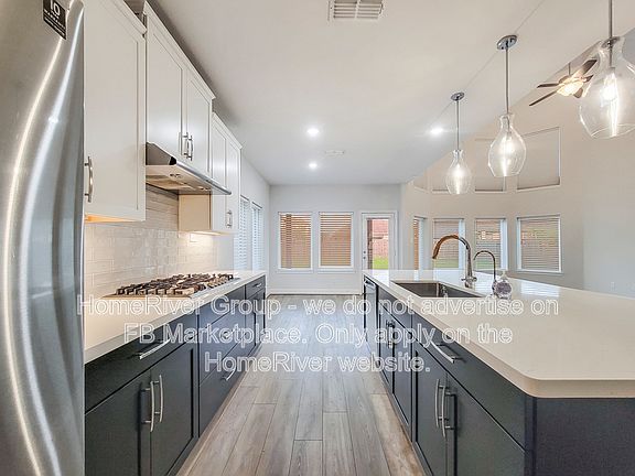 3rd image of 8926 Emerald Cane Dr