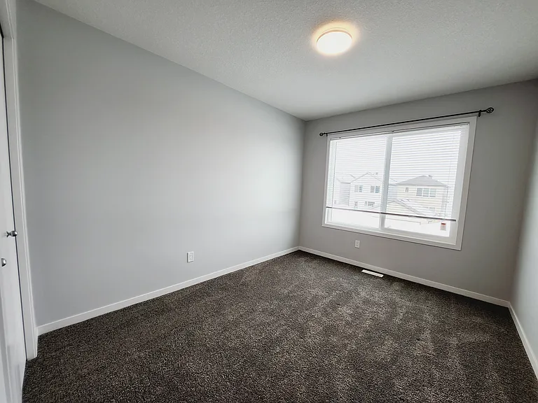 22330 92a Ave NW #1 — Photo 15